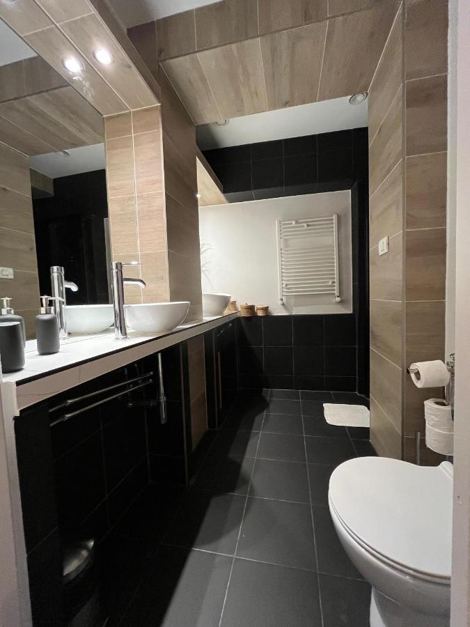 Old Town Napoleon Crib Apartment Bucureşti Ngoại thất bức ảnh