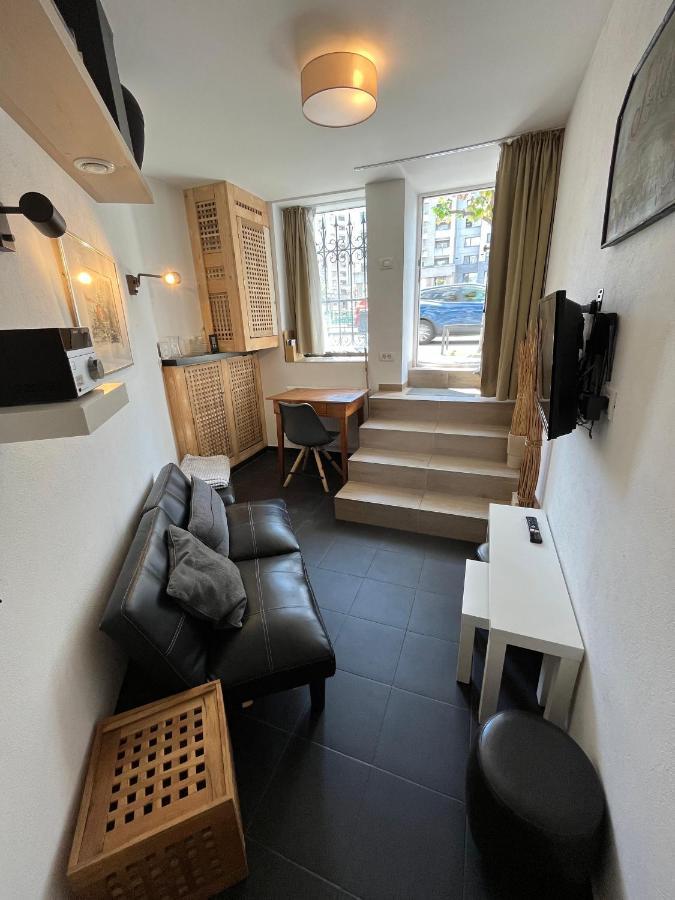 Old Town Napoleon Crib Apartment Bucureşti Ngoại thất bức ảnh